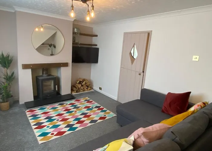 Tipsy Cottage With Fire-Pit And Bbq
